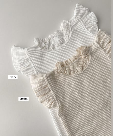 即納monbebe   Summer frill waffle suit