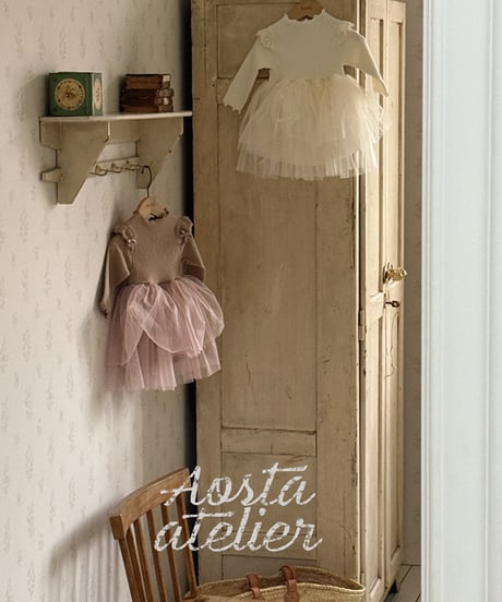 即納aosta Camellia dress
