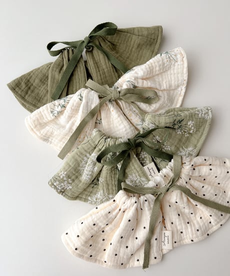 即納double  gauze  bib