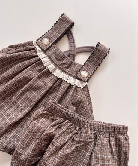 即納back cross camisole