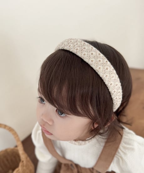 即納Milky lace headband