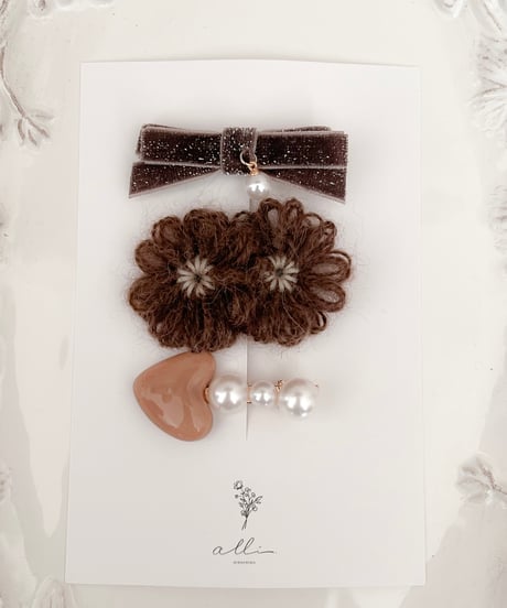 即納Fluffy Flower & Pearl Winter Clip Set