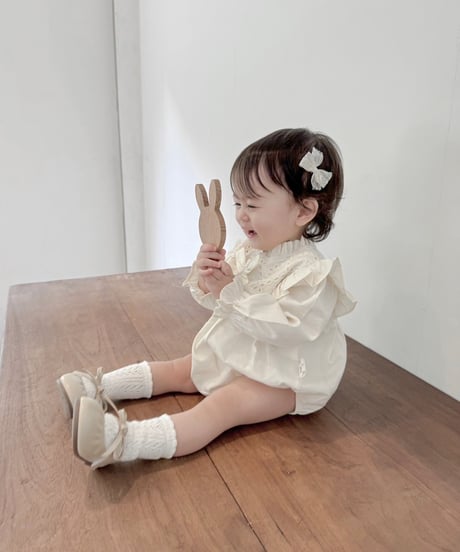 即納punching ribbon rompers