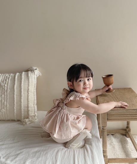即納 bebe nine Rael frill set