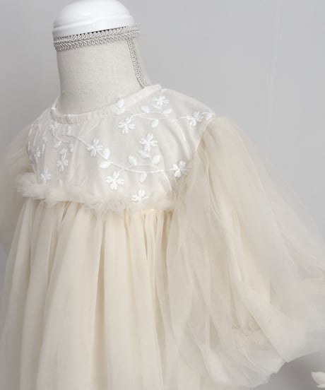 即納balloon sleeve tulle dress