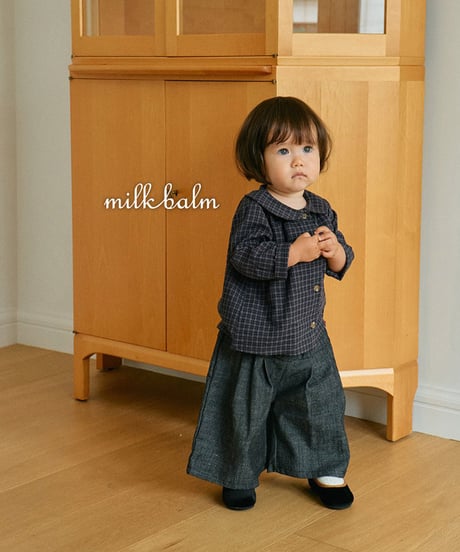 即納milk  round collar shirt