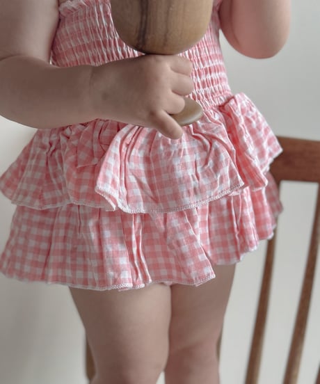 即納 gingham frill rompers
