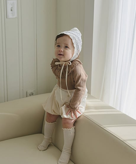 即納mini beige eyelet prill tee