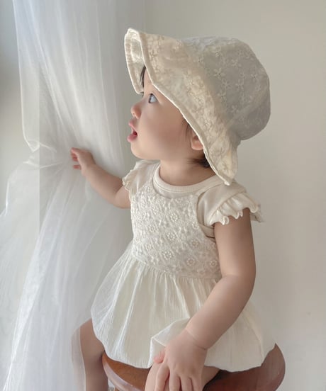 即納baby  flower embroidery hat