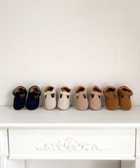 即納baby scallop  antique shoes