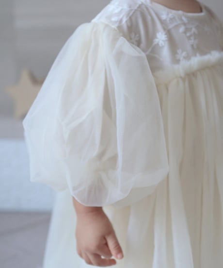 即納balloon sleeve tulle dress