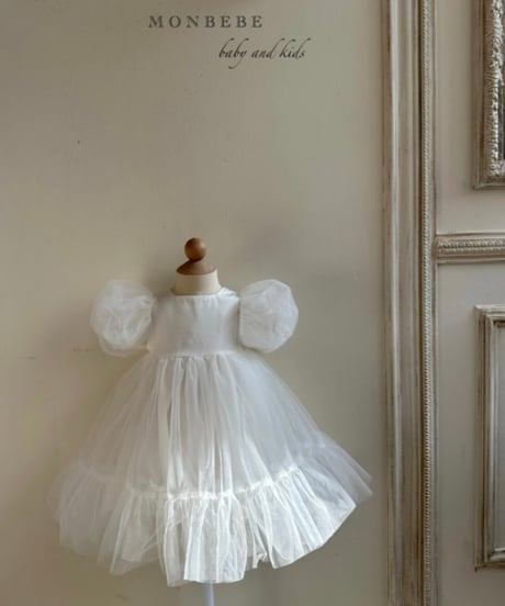 即納monbebe puff sleeve tulle dress