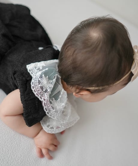即納Emily Lace Collar Romper