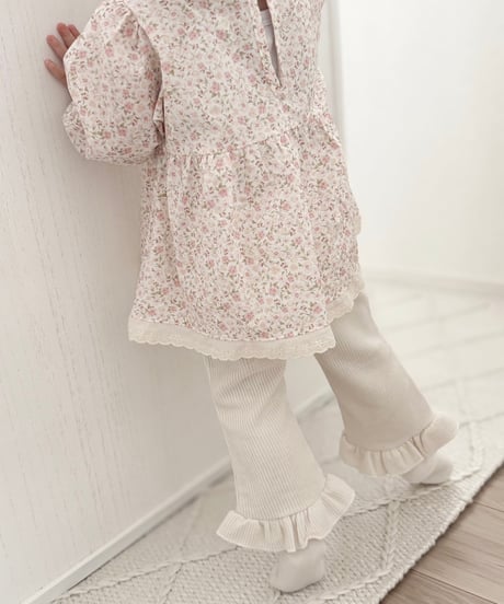 即納 Laura frill pants