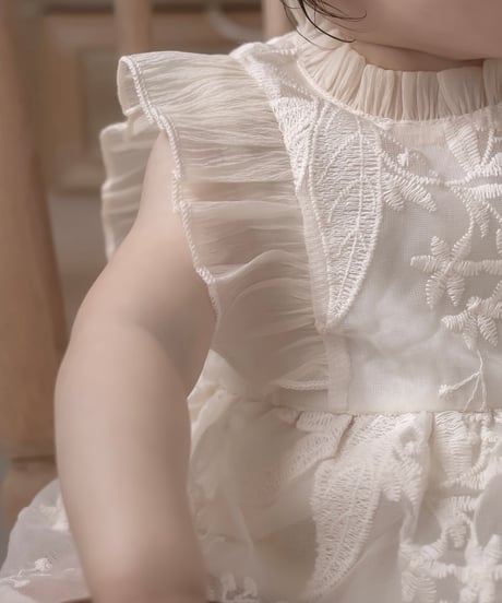 即納Embroidered Lace Rompers