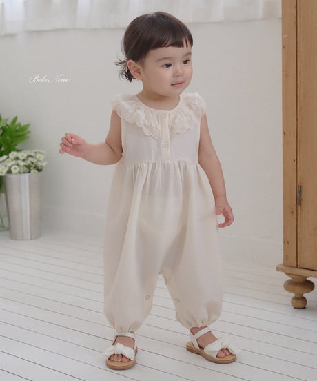 即納 bebe nine Nuamelo suit