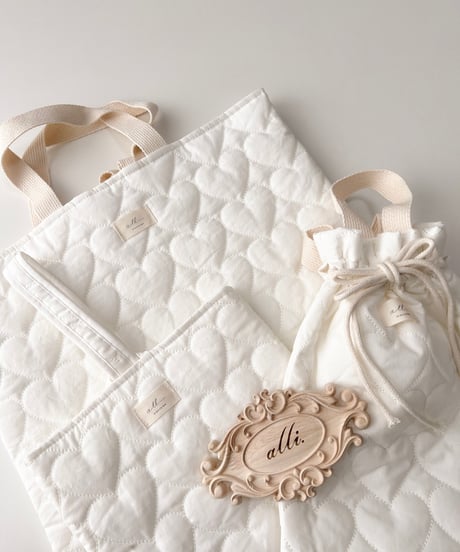 即納Heart quilting bag
