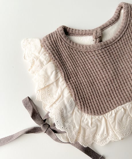 即納peekaboo thermal ribbon bib