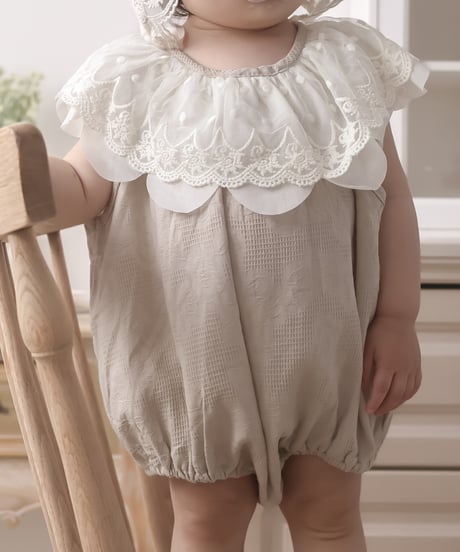 即納Dot Lace Collar Romper