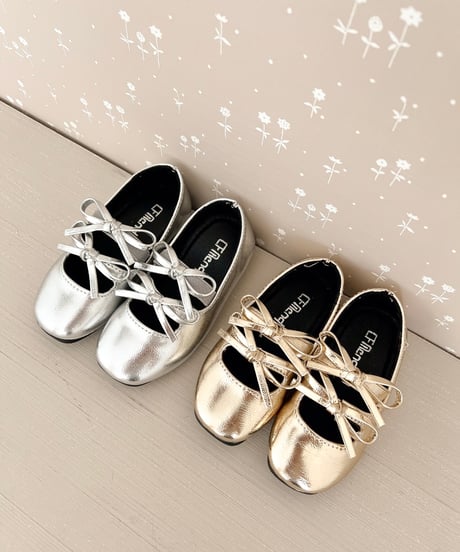 一部即納 metallic ribbon shoes