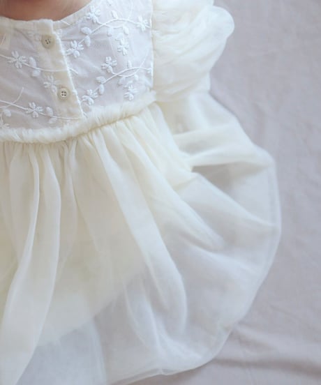 即納balloon sleeve tulle dress