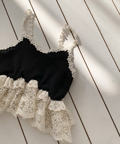 即納 bebeholic Pom Pom Bustier