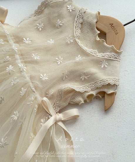 即納aosta lace vest