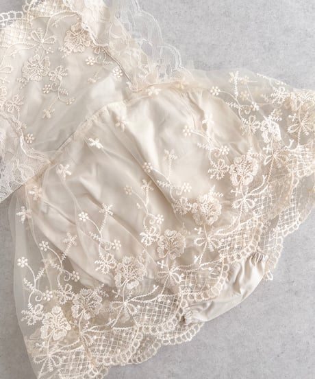 即納lace apron rompers