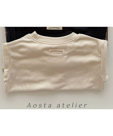 即納aosta Essential tee