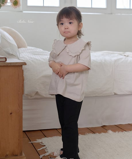 即納 bebe nine Frill round collar tee