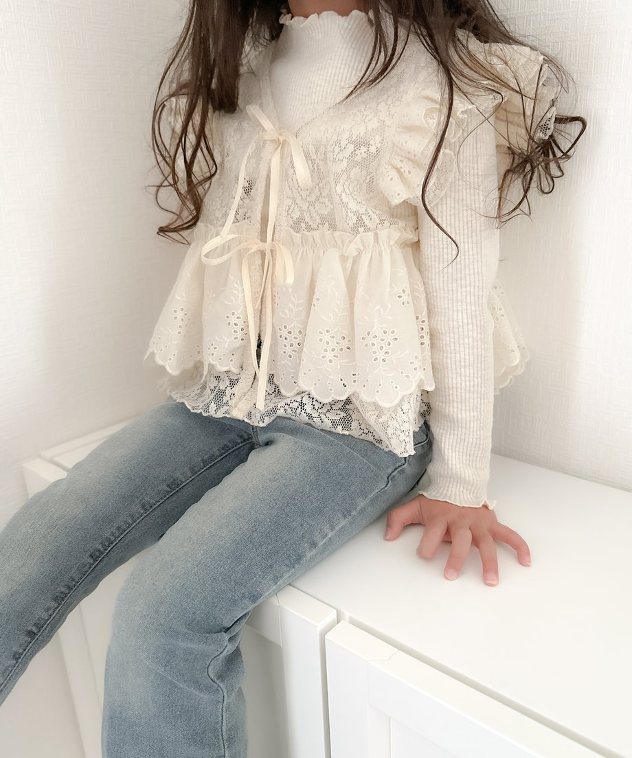 67d1825e9fb1021043a933bc