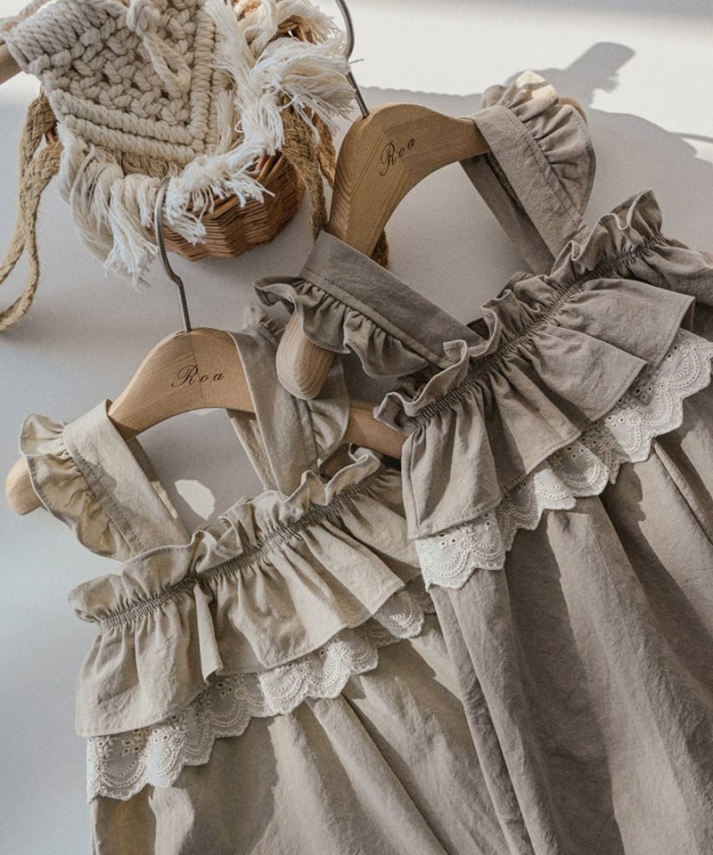 予約 ROA Lace ruffle suspender pants | alli.