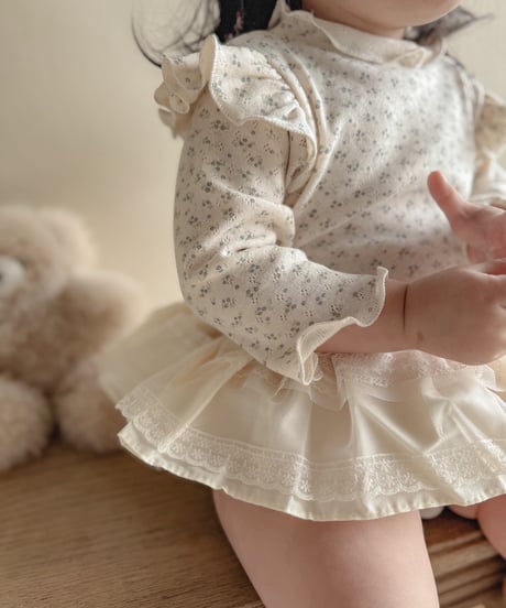 即納bebe nine Petit Kang Kang Bloomer