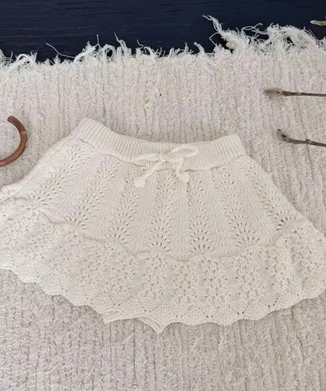 即納Girly knit flared skirt