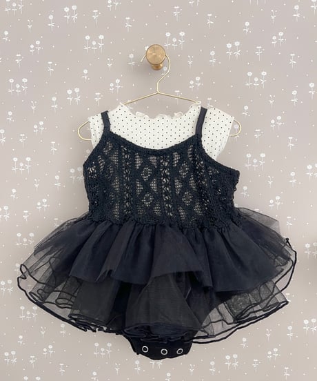即納no sleeve dot tulle rompers