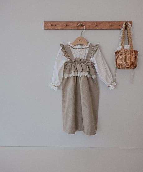 即納ROA Lace ruffle suspender pants