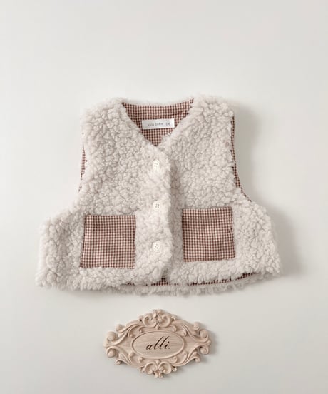 即納 BEBE Check boa Vest