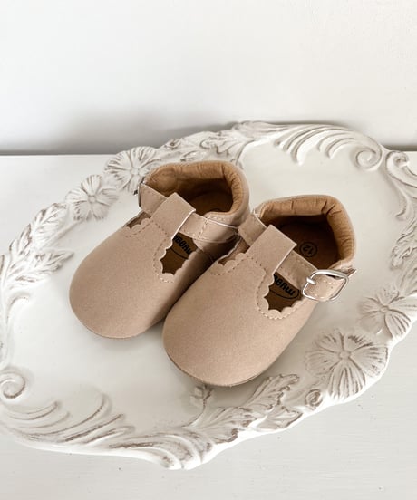 即納baby scallop  antique shoes