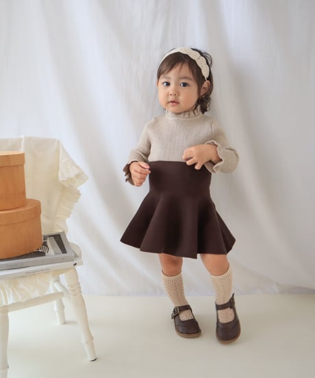 即納stand collar fril knit
