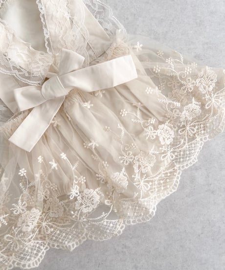 即納lace apron rompers