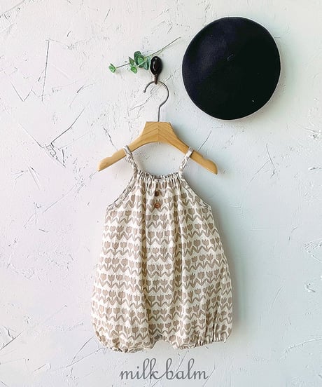 即納 milk balm Tulip suspender suit