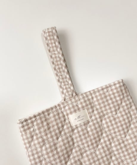 即納Heart quilting shoes bag