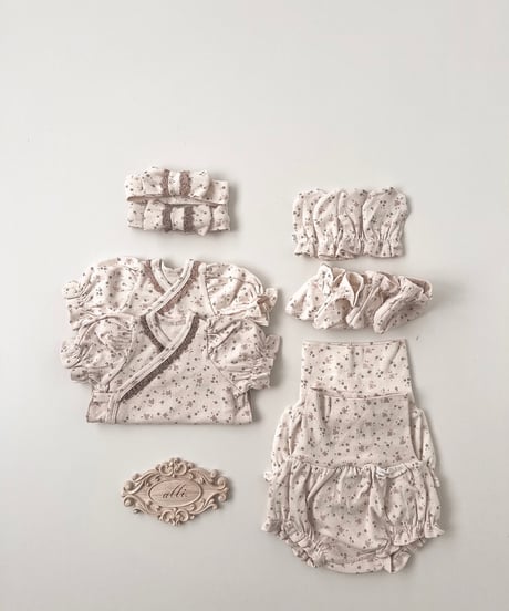 即納new born flower coordinate set