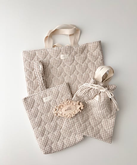 即納Heart quilting bag