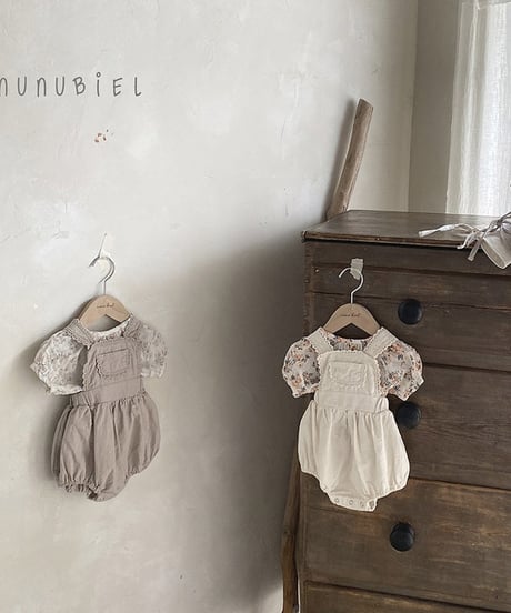 即納 nunubiel Plum blossom blouse