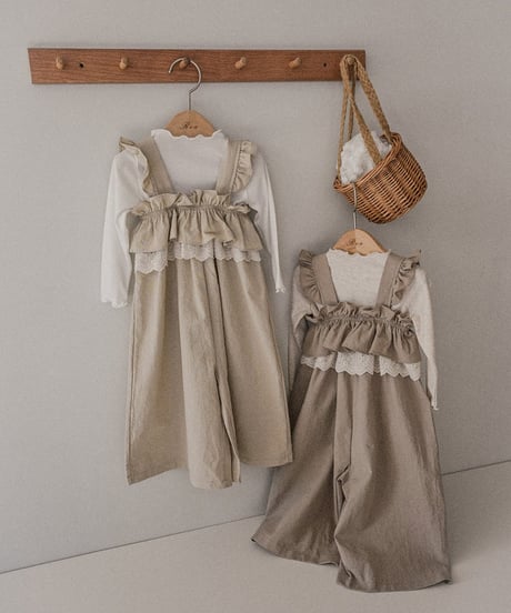 即納ROA Lace ruffle suspender pants