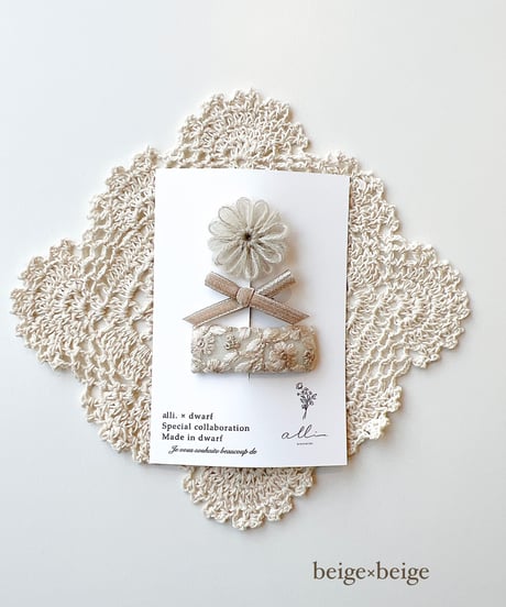 即納loop flower pin set