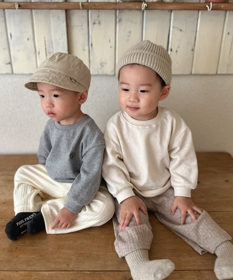 即納 Pretzel Embroidery Sweatshirt