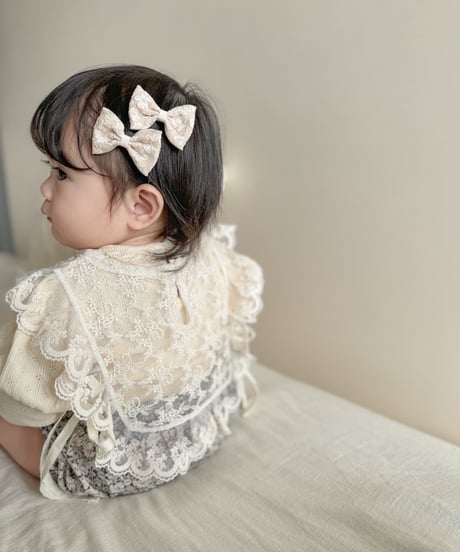 即納Lace ruffle vest