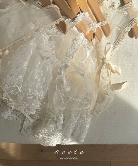 即納aosta lace strap bustier